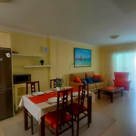 Apartamento With View, Wifi And Pool In