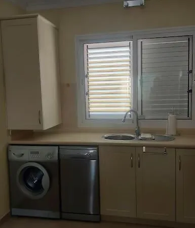 Apartamento With View, Wifi And Pool In