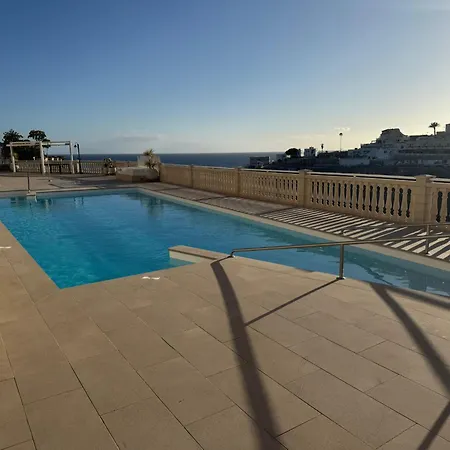 With View, Wifi And Pool In